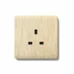 ⁦فيش ١٣ امبير  سادة⁩ - الصورة ⁦3⁩